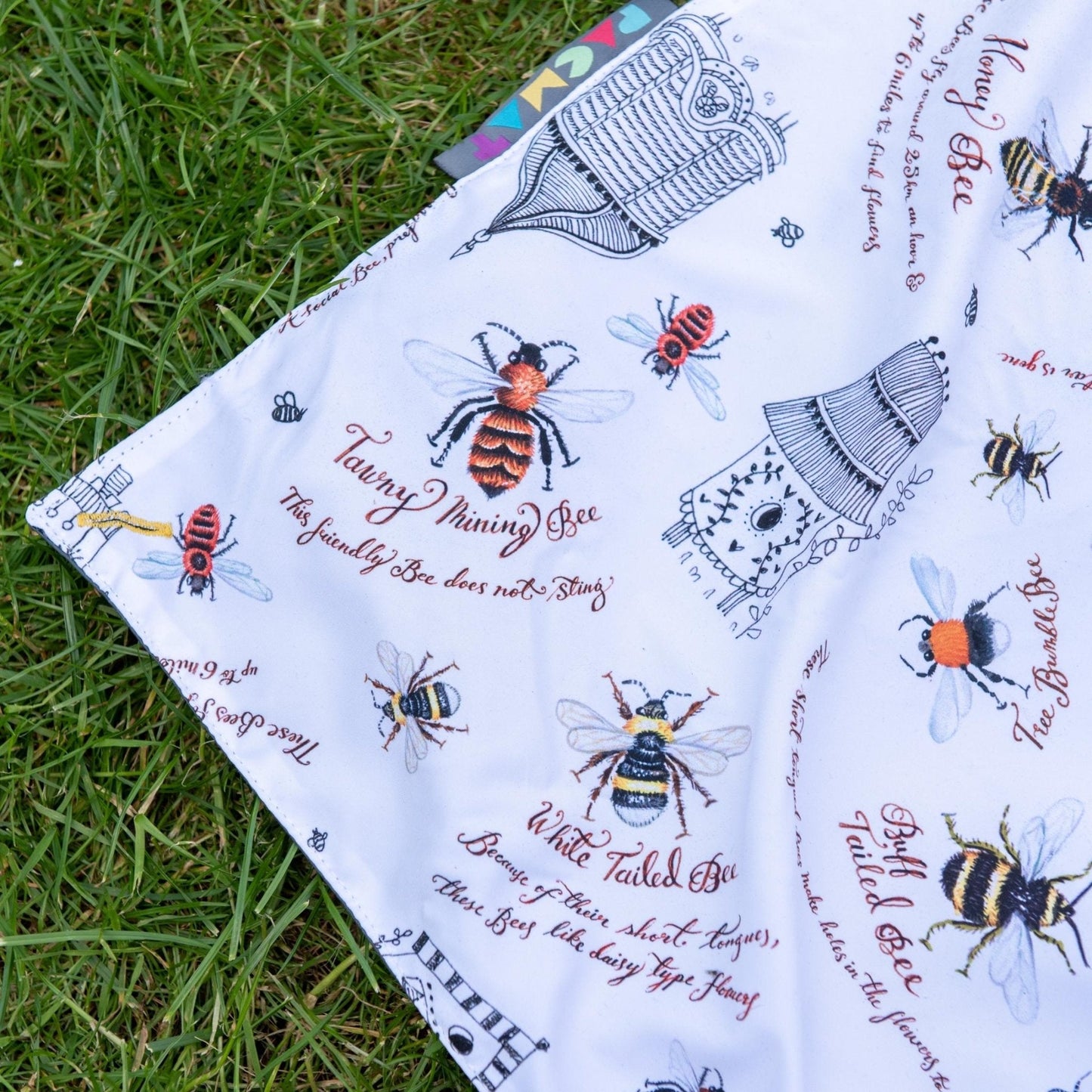 Bee Print Waterproof Picnic Blanket, Recycled Materials, XL